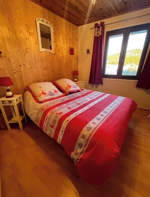 2 chambres, fer et planche Ă repasser, accĂšs Internet