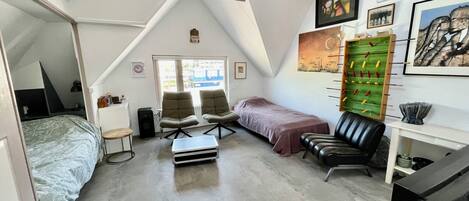 1 chambre, fer et planche à repasser, Wi-Fi, draps fournis