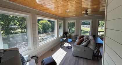 Spacious, Light Filled Apt. - Nestled along the Tuckasegee River, 2 Mi. from WCU