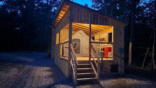 Ragnar's Retreat - Charming cabin in wonderful Pikeville with WiFi