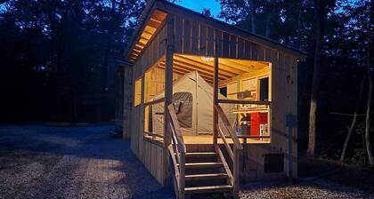 Ragnar's Retreat - Charming cabin in wonderful Pikeville with WiFi