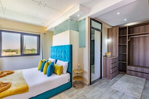 3 chambres, fer et planche à repasser, lit parapluie, Wi-Fi gratuit