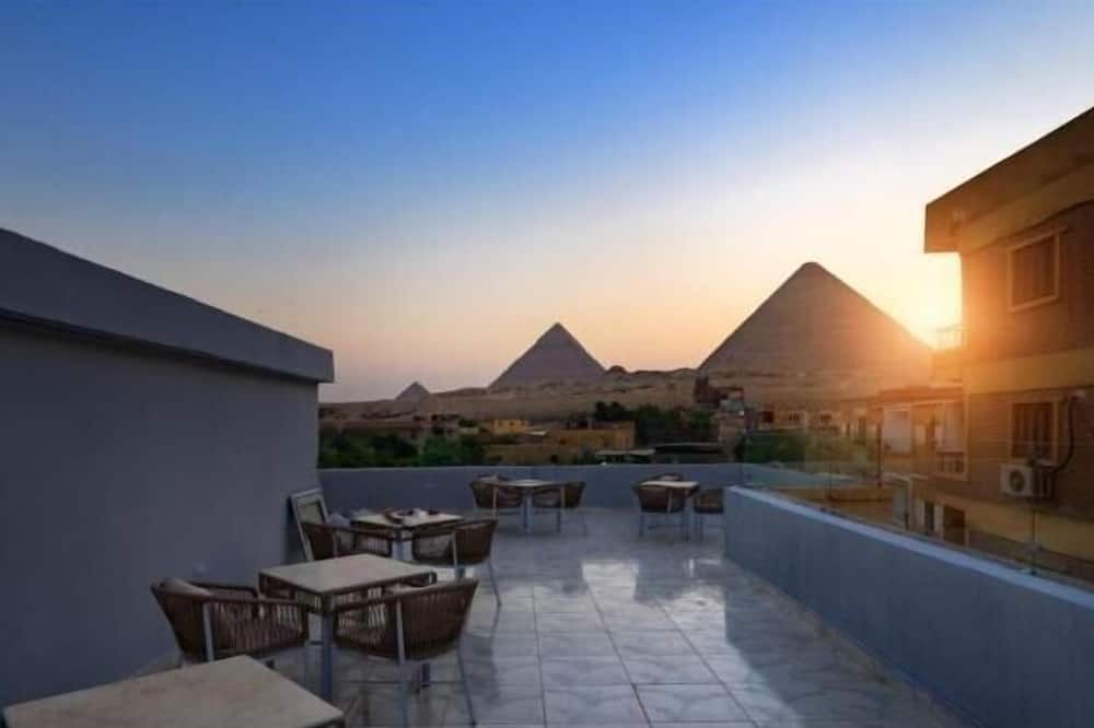 Habu Pyramids View Hotel