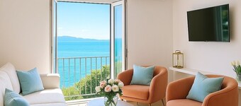 Seaview Luxury 2-bedroom apartment AMÉS