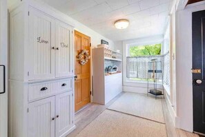 Interior - Happy Victorian charming 4-bedroom house in historic DeFuniak Springs (DeFuniak Springs)