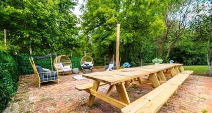 Happy Victorian charming 4-bedroom house in historic DeFuniak Springs
