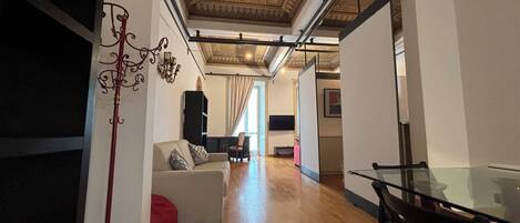 Studio, City View | Living area