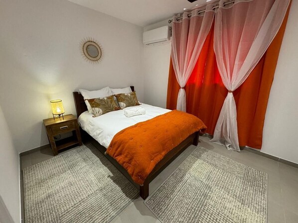 Apartment | Premium bedding, memory foam beds, minibar, desk - Hostel Toucan Rés Francis avec Piscine (Cayenne)