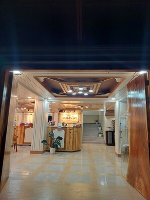 ด้านหน้าที่พัก