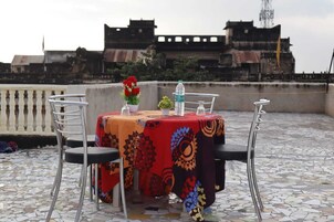 Se sirven desayunos, almuerzos y cenas