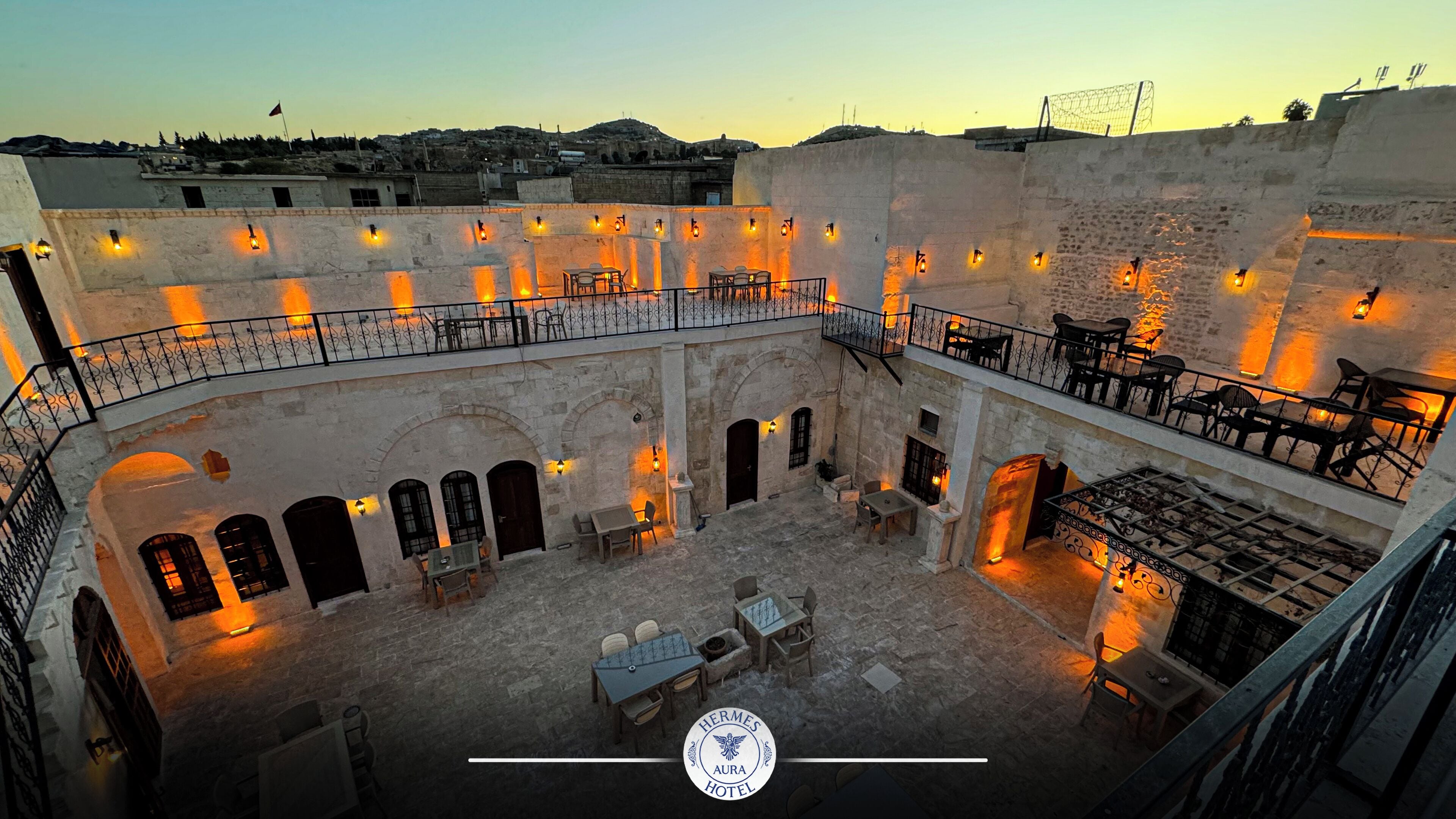 Göbeklitepe - Elite Room With Jacuzzi | Egyptian cotton sheets, premium bedding, down comforters, minibar