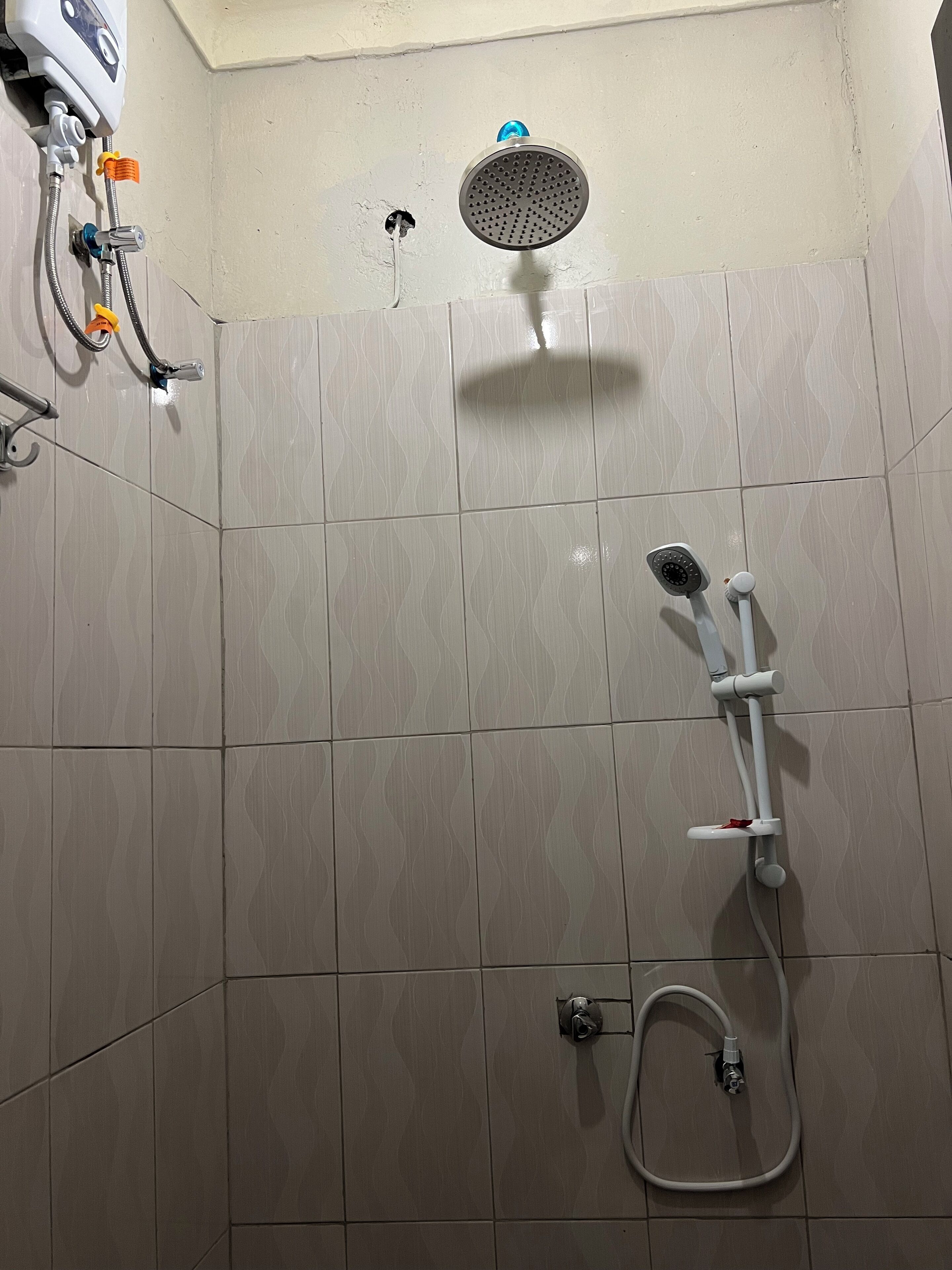 Serviettes fournies, savon, papier toilette