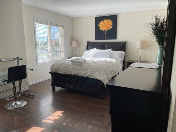 1 makuuhuone, silitysrauta/-lauta, ilmainen Wi-Fi, vuodevaatteet