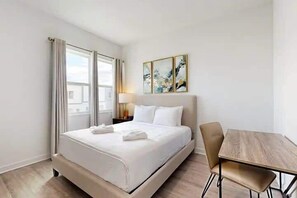 5 chambres, fer et planche à repasser, Wi-Fi gratuit, draps fournis