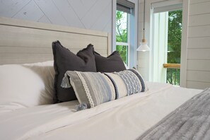 5 bedrooms, in-room safe, iron/ironing board, travel cot