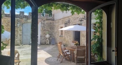 Medieval castle apartment near historic Mirepoix