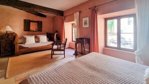 3 soveværelser, strygejern/strygebræt, Wi-Fi, sengetøj