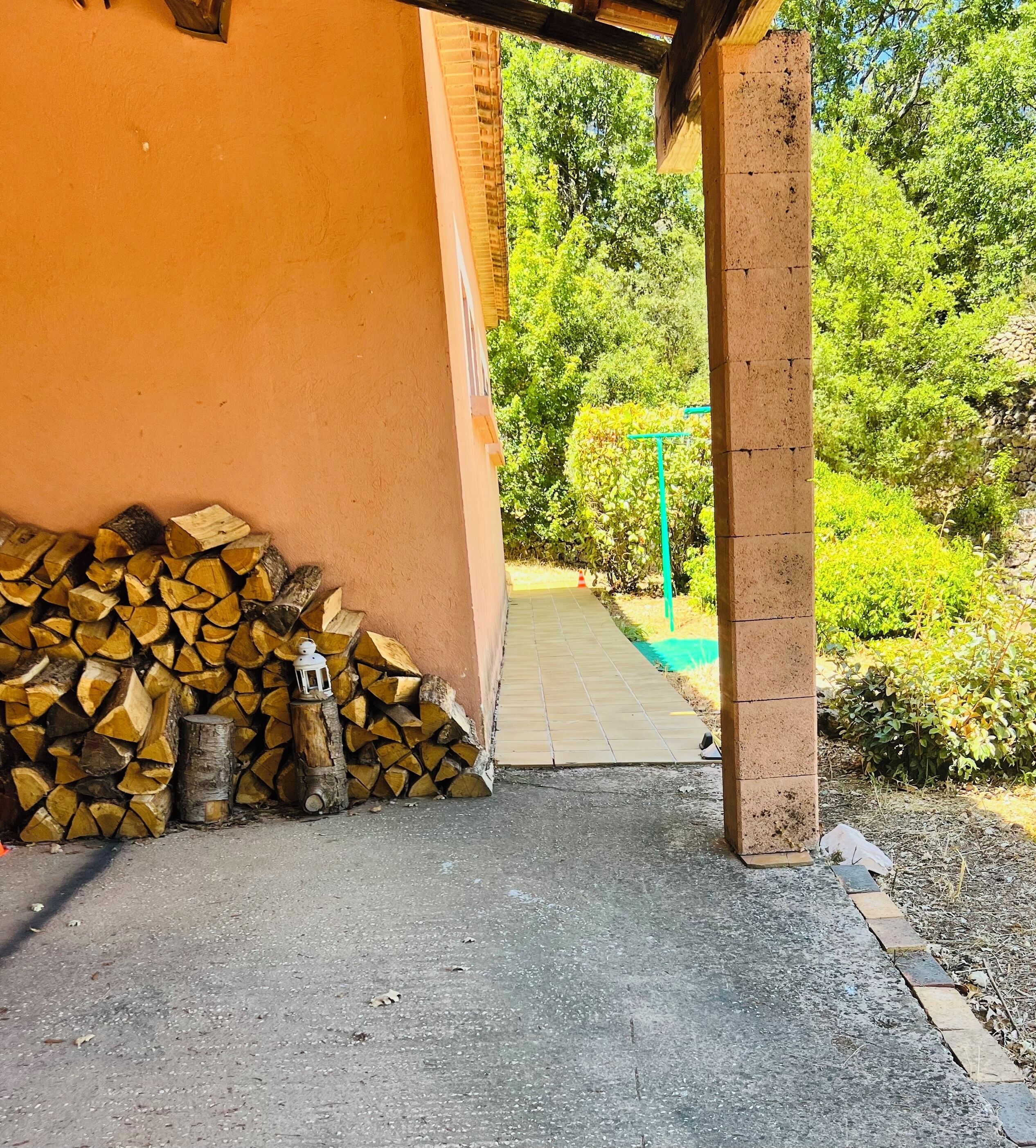 Enceinte de l’hébergement