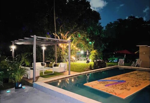 Beautiful Villa with Pool in awesome Miami! 