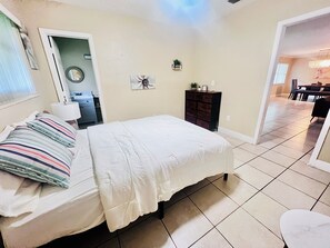 3 soverom, strykejern/-brett, reiseseng for barn og wi-fi