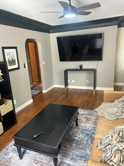 Waverly 3 Bed 2 Bath Home
