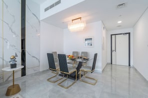 Apartamento exclusivo | Opções para refeição no quarto