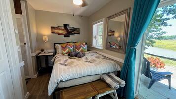 1 Schlafzimmer, Schreibtisch, WLAN, Bettwäsche