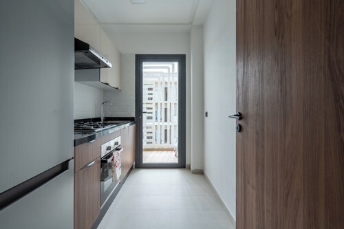 Elegant and Bright Studio