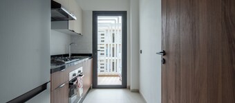 Elegant and Bright Studio