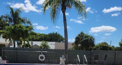 Charming 2-bedroom 1st Floor villa in beautiful Port St. Lucie.