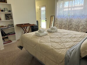 3 habitaciones, escritorio, wifi gratis y ropa de cama