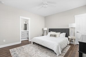 5 habitaciones, escritorio, tabla de planchar con plancha y wifi gratis 