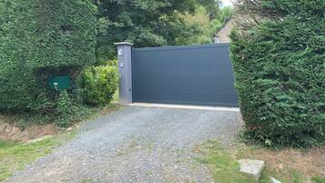 Enceinte de lâhĂ©bergement