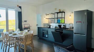 Ofen, Herdplatte, Geschirrspüler