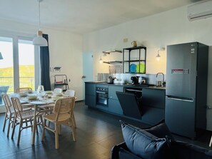 Ofen, Herdplatte, Geschirrspüler