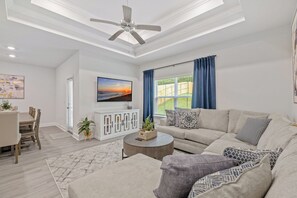 Smart TV - Fully-Fenced Backyard! Perfect for Families/Groups (Tallahassee)