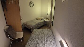 2 Schlafzimmer, Bügeleisen/Bügelbrett, Reisekinderbett, WLAN