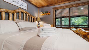 5 chambres, accès au Wi-Fi (inclus), literie fournie