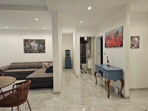 Interior - New and Modern Valletta 3 Bedrooms 3 Bathroms Flat (Il-Belt Valletta)
