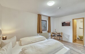 1 slaapkamer, reisbedje, gratis wifi, beddengoed