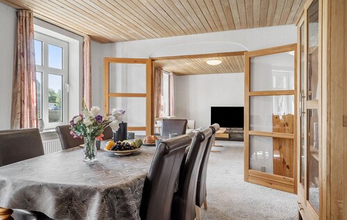 Lovely home in Thyholm with WiFi