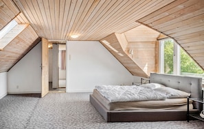 4 bedrooms, free WiFi