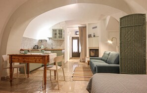 Interior - Tea Tree Apartments 1 (Castellana Grotte)
