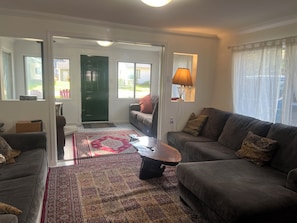 TV, fireplace, DVD player, books