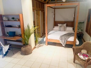 2 chambres, fer et planche à repasser, Wi-Fi, draps fournis