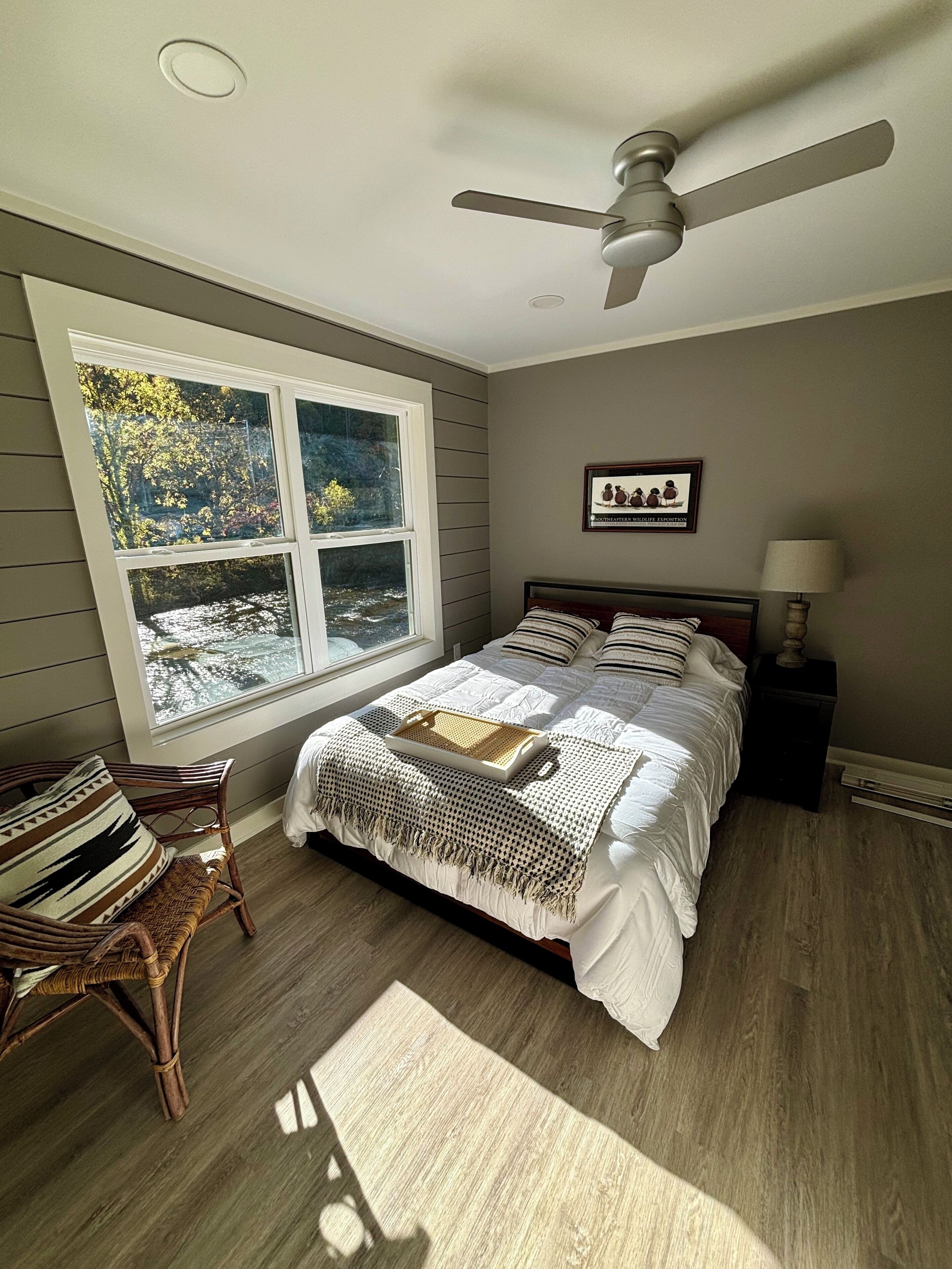 2 chambres, fer et planche à repasser, Wi-Fi gratuit, draps fournis