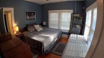 3 多间卧室、熨斗/熨衣板、WiFi、床单