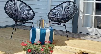 Magpie Cottage. Newly Renovated , 2 Bed, 2 bathroom close to Napier CBD
