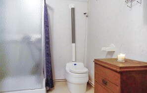Shower - Pet friendly home in Påryd (Påryd)