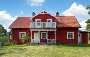 Exterior - 4 bedroom beautiful home in Mönsterås (Mönsterås)